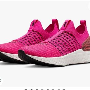Nike React Phantom Run Flyknit 2 PINK women’s size 9